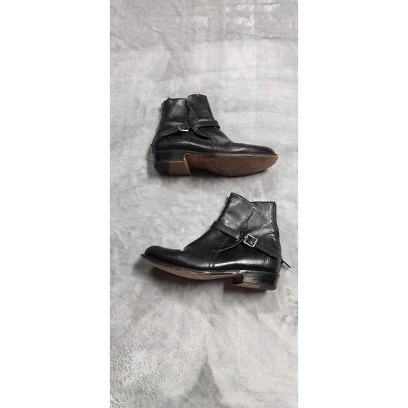 FRYE Women's Size 6 Black Leather Lynn Strap Zip Up Ankle Boots - Picture 1 of 9